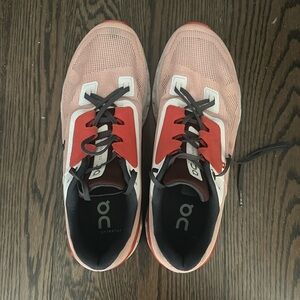 On cloud stratus size 11